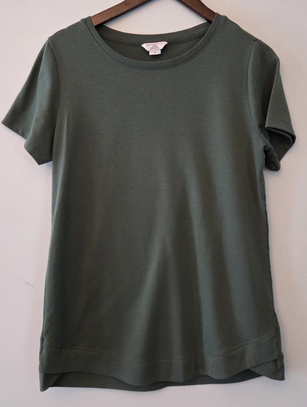 DANSKIN Women's Olive Green Crew Neck Short-Sleeve Shirt Size M